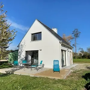 Hébergement de vacances Maison De 4 Pers Avec Jardin Privatif A 1km Lines Et 300m De La De Gavres - Ar Pil Jadur, Plouhinec (Morbihan)